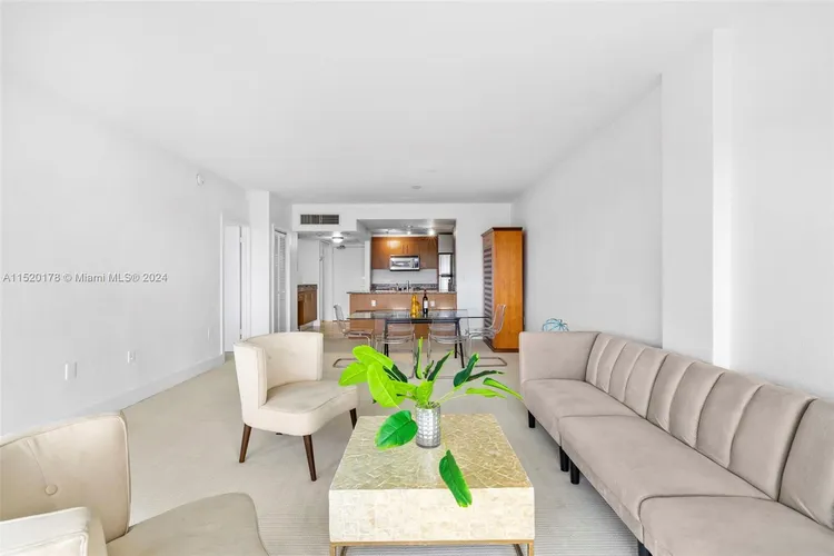 Harbour House #428 image #15