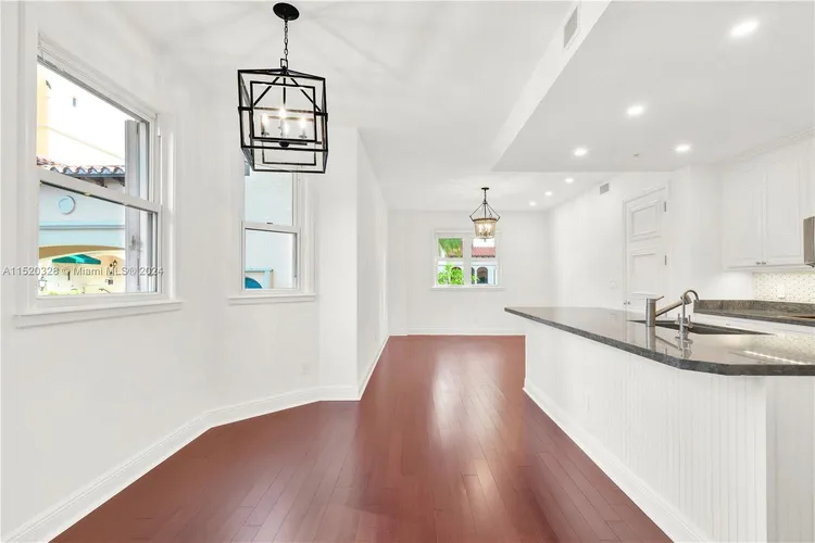 Padua Condo Deering Bay #217 image #10