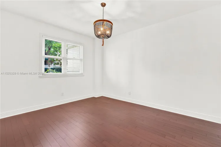 Padua Condo Deering Bay #217 image #19