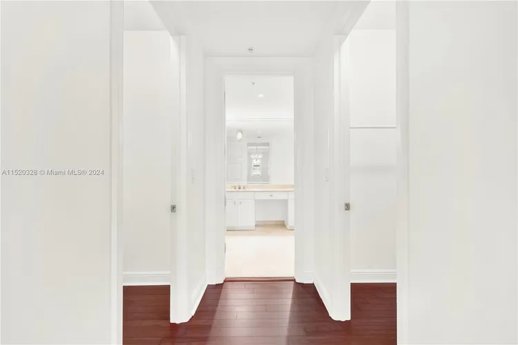 Padua Condo Deering Bay #217 image #25