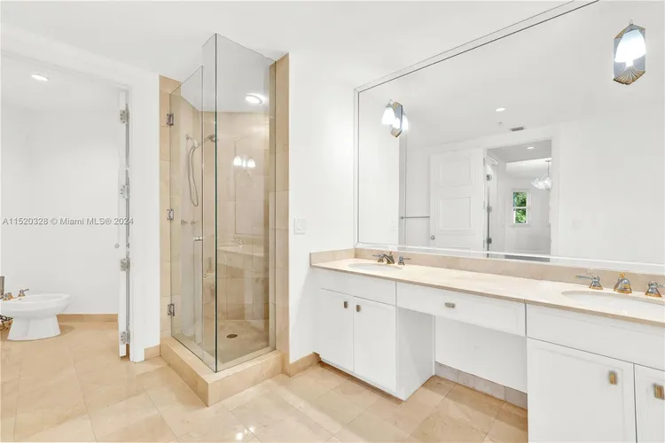 Padua Condo Deering Bay #217 image #26