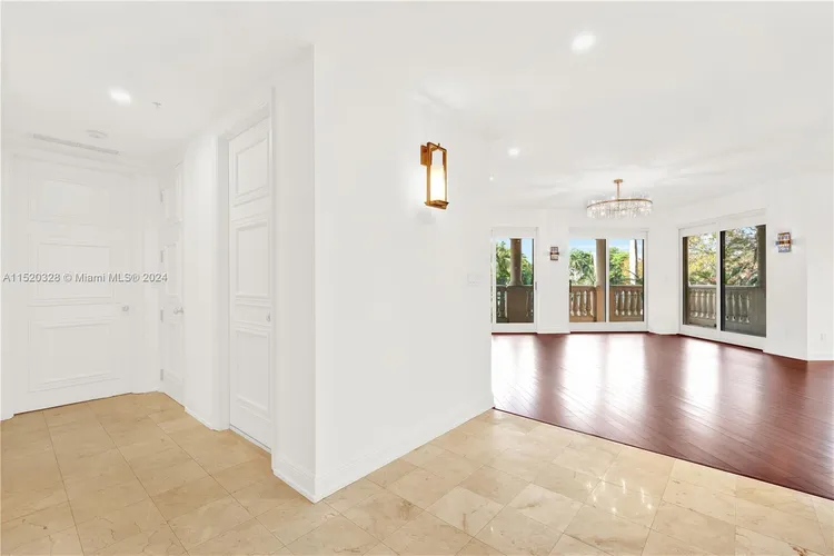 Padua Condo Deering Bay #217 image #28