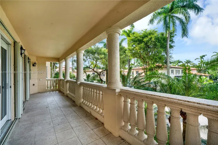 Padua Condo Deering Bay #217 image #31