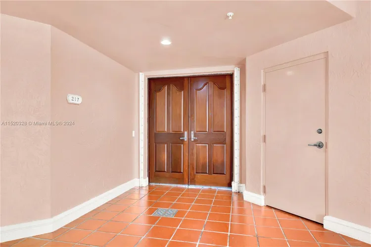 Padua Condo Deering Bay #217 image #35