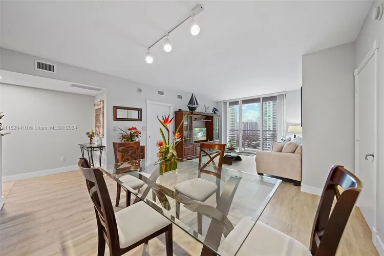 One Miami #1619 image #14