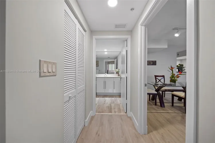 One Miami #1619 image #24