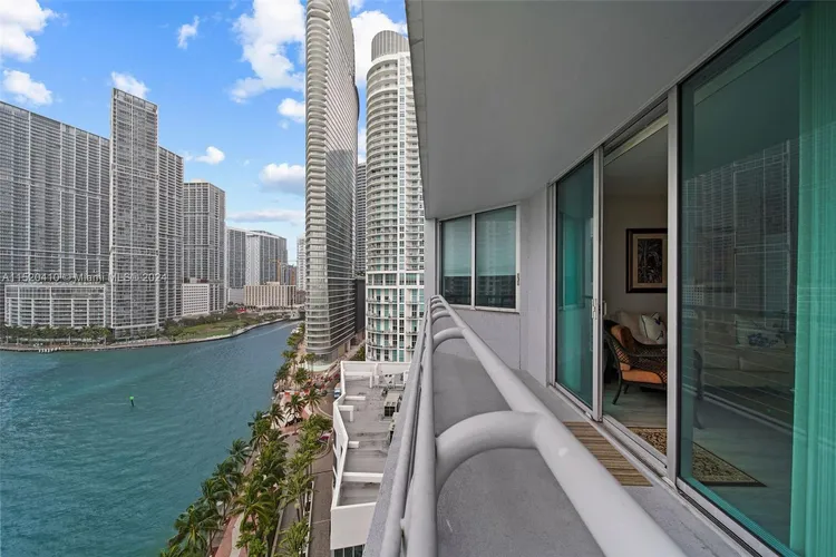 One Miami #1619 image #9