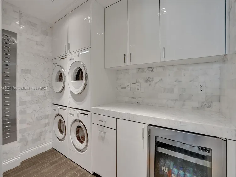 Bellini Williams Island #1102 image #25