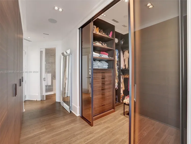 Bellini Williams Island #1102 image #30