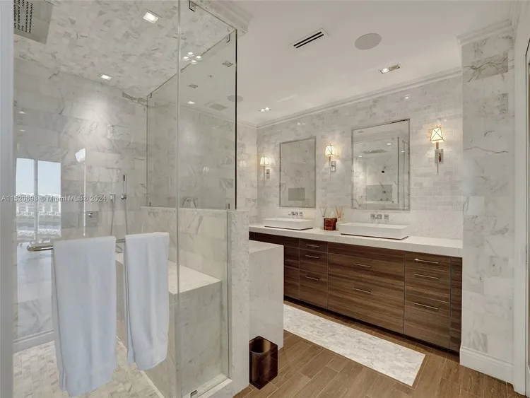 Bellini Williams Island #1102 image #31