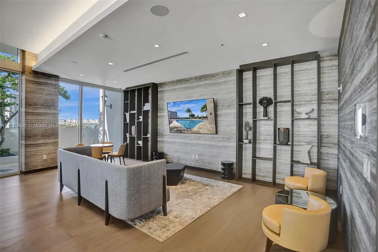 Bellini Williams Island #1102 image #48