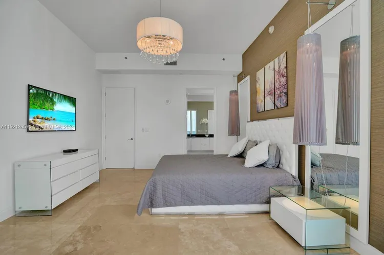 Trump Tower 3 #3904 image #11