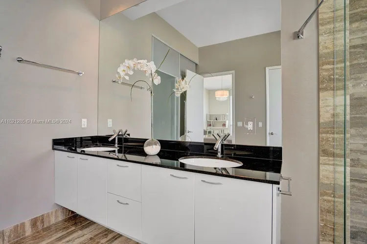 Trump Tower 3 #3904 image #15