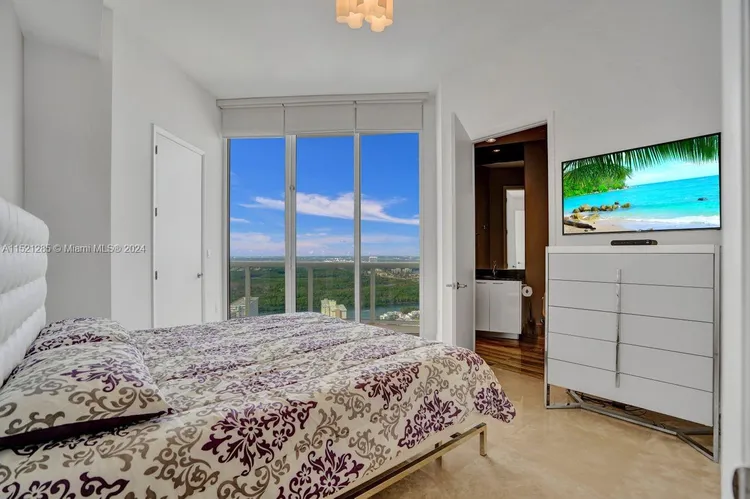 Trump Tower 3 #3904 image #16