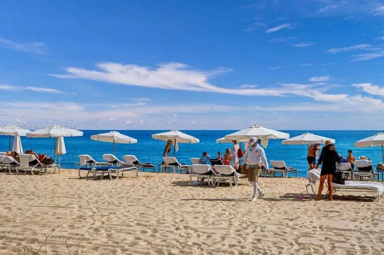 Trump Tower 3 #3904 image #21