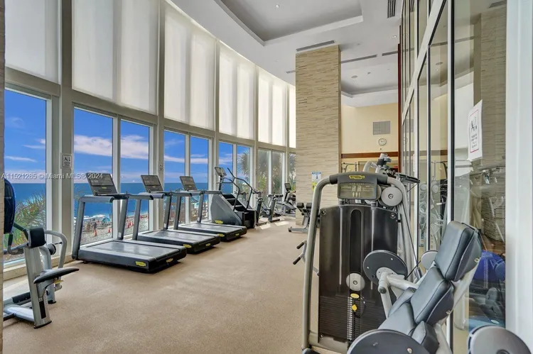 Trump Tower 3 #3904 image #31