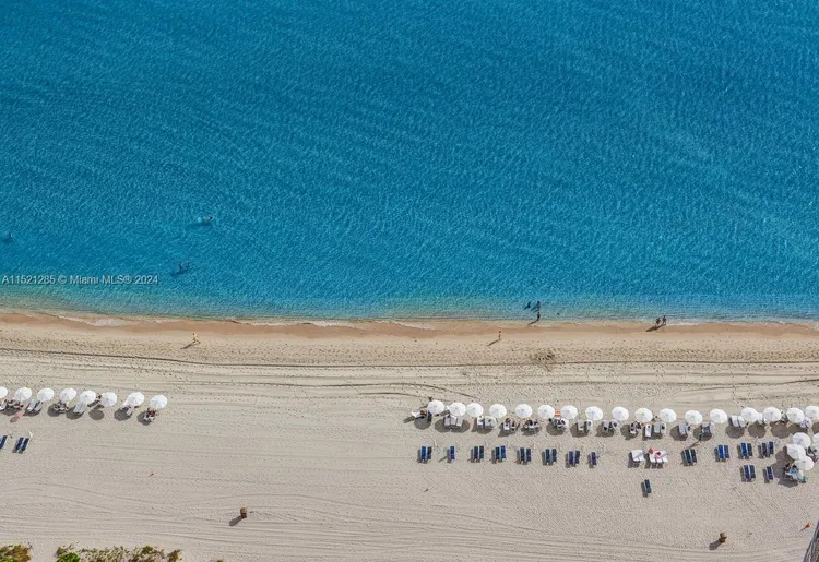 Trump Tower 3 #3904 image #40