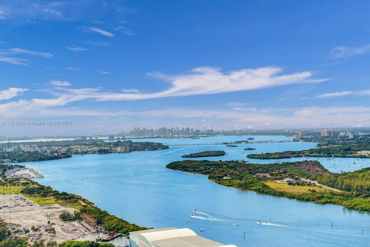 Trump Tower 3 #3904 image #41