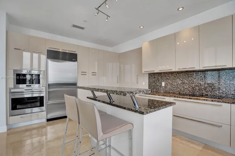 Trump Tower 3 #3904 image #7