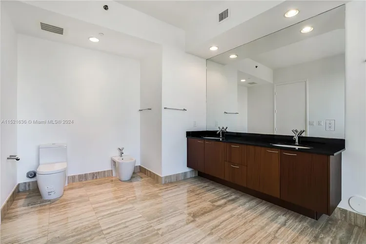 Trump Tower 1 #404 image #23