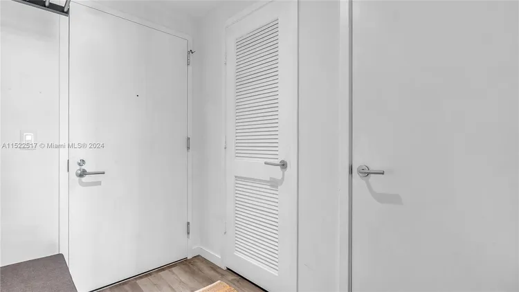 1100 Millecento #3406 image #18