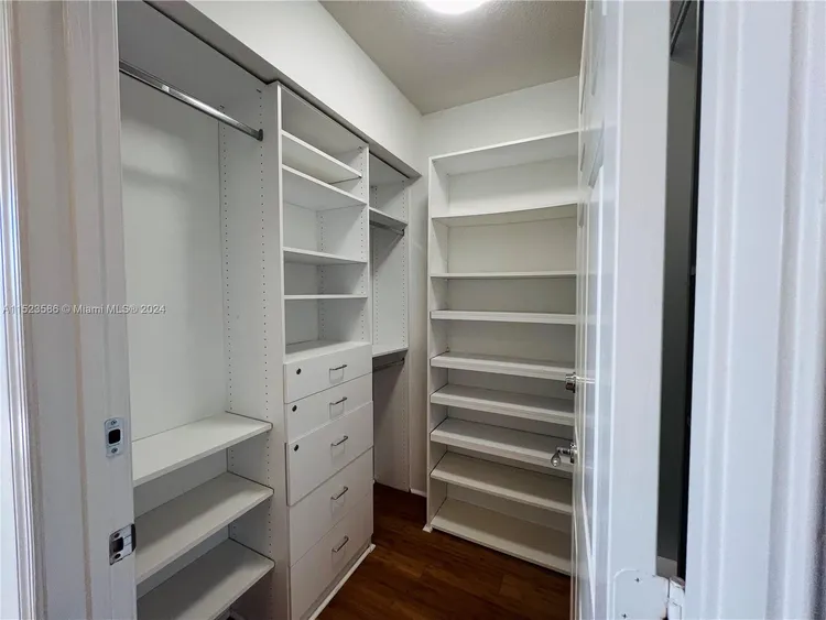 Verona Condo Deering Bay #404 image #25