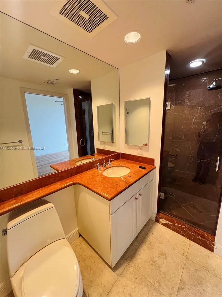 Verona Condo Deering Bay #404 image #28