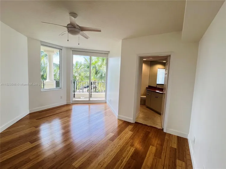 Verona Condo Deering Bay #404 image #29