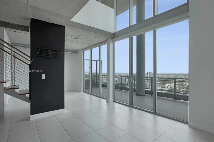 Neo Vertika #PHI11 image #9