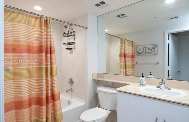 One Miami #1702 image #16