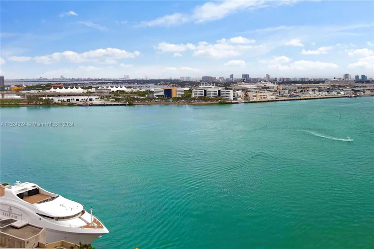 One Miami #1702 image #6