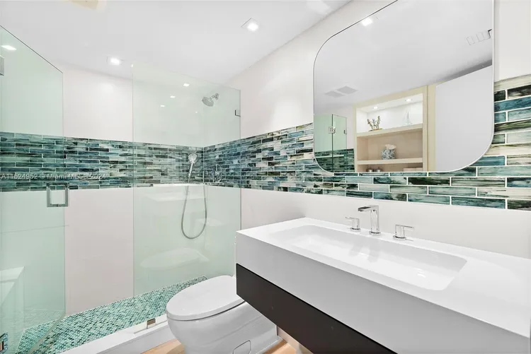 Three Grove Isle Condo #C709 image #28