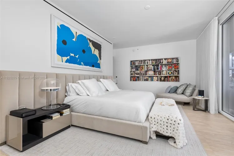 The Surf Club Four Seasons Hotel And Residences #N-322 image #13