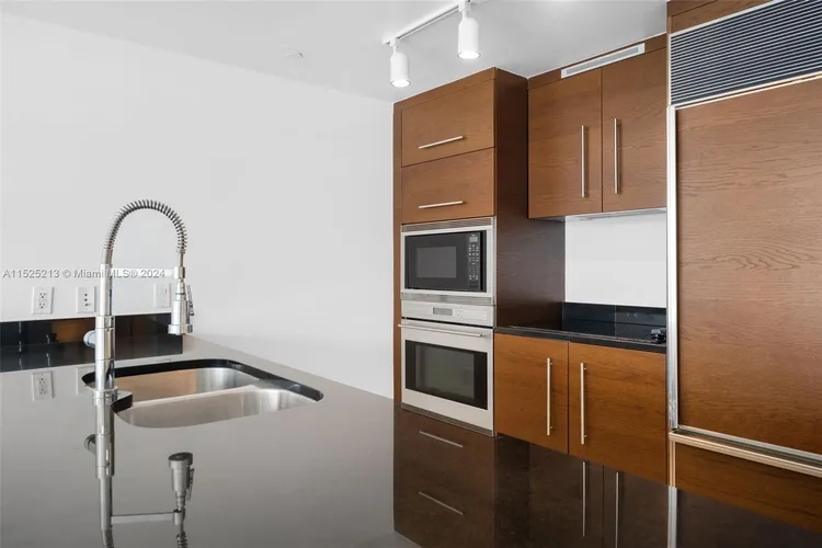 Icon Brickell I #4914 image #15