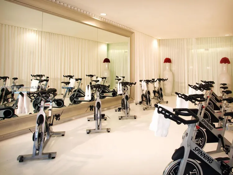 Icon Brickell I #4914 image #21