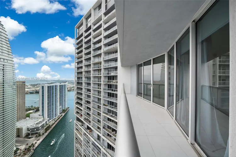 Icon Brickell I #4914 image #22
