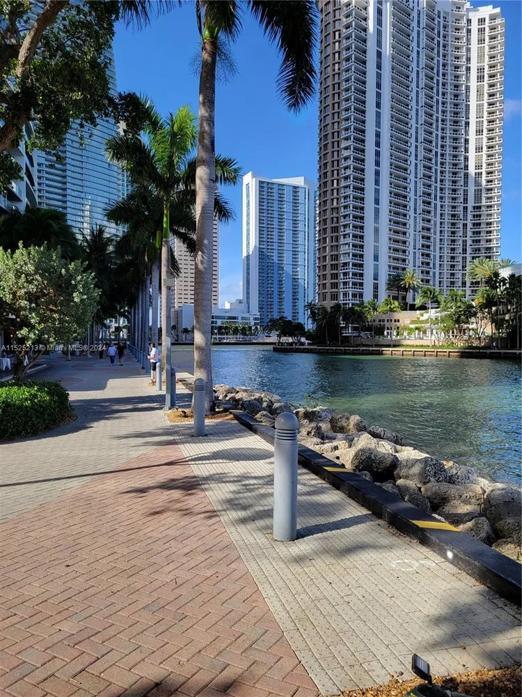 Icon Brickell I #4914 image #27