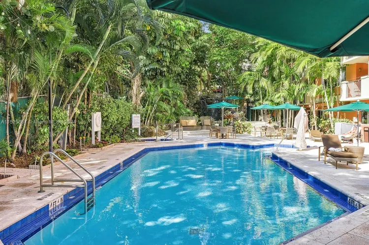 The Mutiny #905 image #12