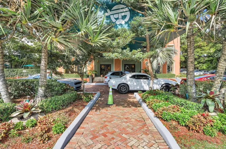 The Mutiny #905 image #13