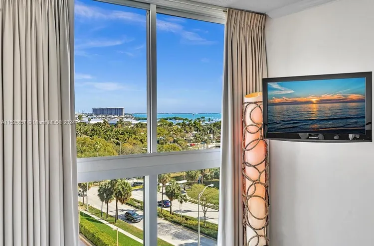 The Mutiny #905 image #7