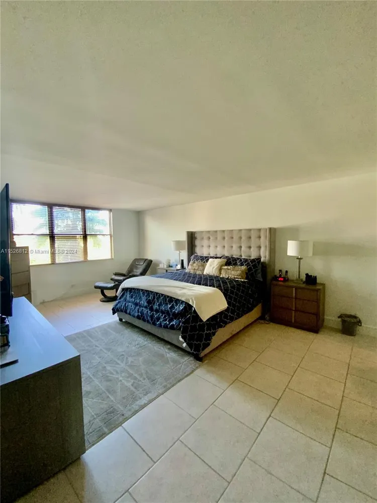 Cricket Club Miami #510 image #10