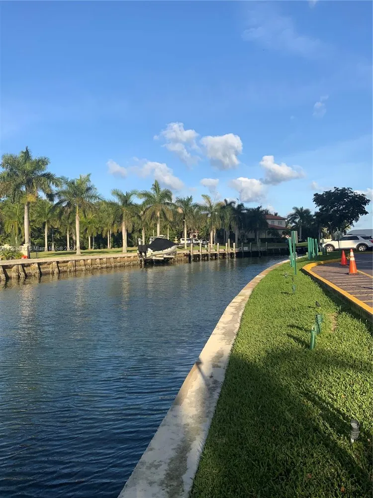 Cricket Club Miami #510 image #44