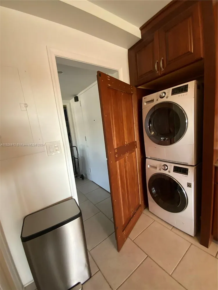 Cricket Club Miami #510 image #9