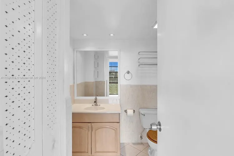 BISCAYA #506 image #16