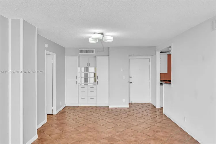 BISCAYA #506 image #8