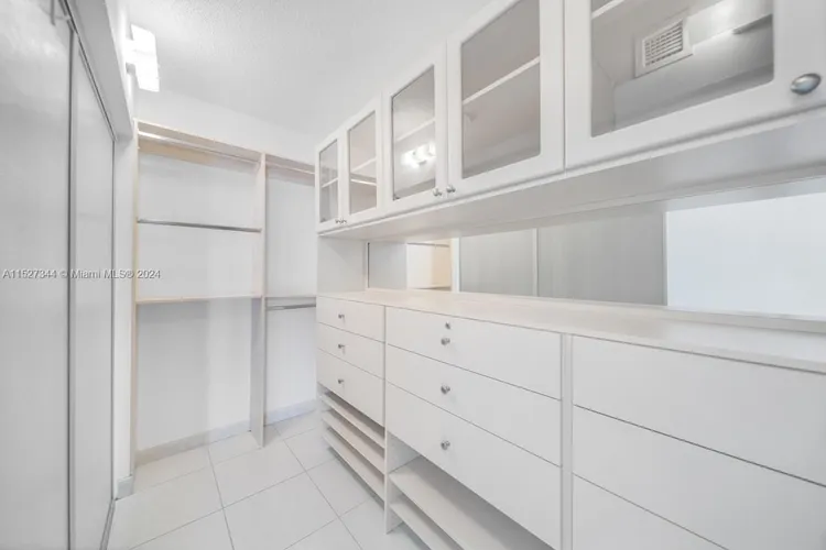 Oceania II #1225 image #13