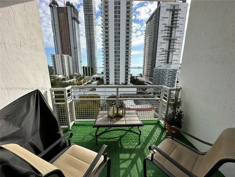 Edgewater Lofts #804 image #12