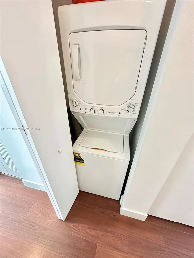 Edgewater Lofts #804 image #13