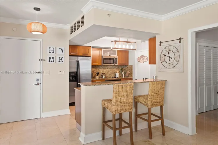 Metropolis at Dadeland #1609 image #15