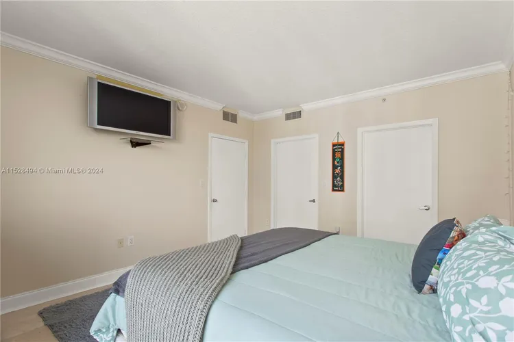 Metropolis at Dadeland #1609 image #20